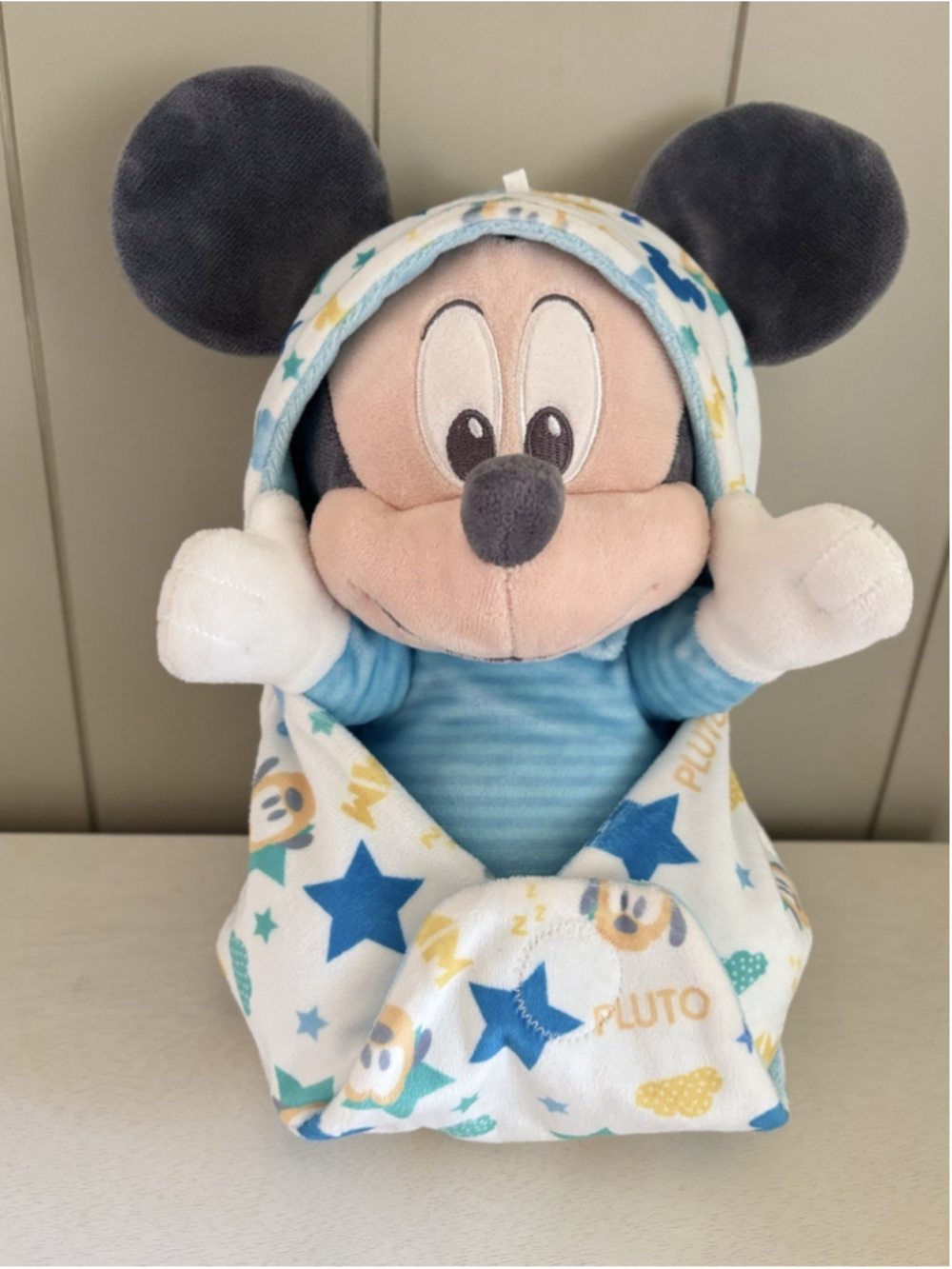 NWOT Disney Parks Babies Mickey Mouse Swaddle Pluto Blanket Pouch 11" Plush Toy